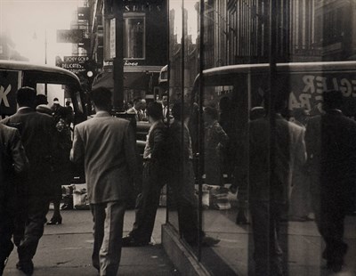 Lot 92 - LEVINE, SAUL Ten New York street and subway...