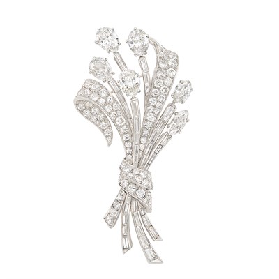 Lot 386 - Platinum and Diamond Clip, Van Cleef & Arpels