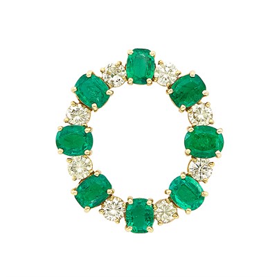 Lot 195 - Gold, Emerald and Diamond Pin