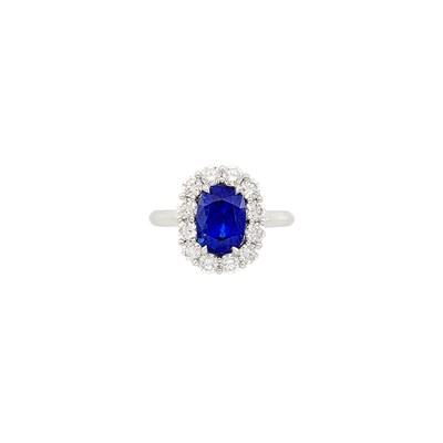 Lot 87 - Platinum, Sapphire and Diamond Ring