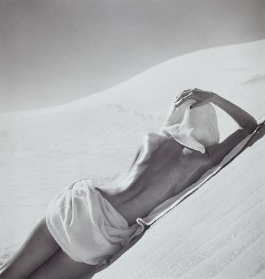 Lot 67 - DAHL-WOLFE, LOUISE (1895-1989) [Nude in Mojave...