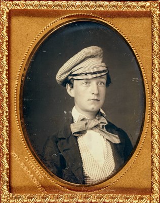 Lot 30 - [DAGUERREOTYPE--MALE] Group of daguerreotypes....