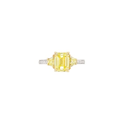 Lot 293 - Platinum, Gold, Fancy Yellow Diamond and Diamond Ring