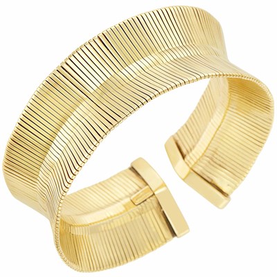 Lot 94 - Gold Snake Link Bangle Bracelet