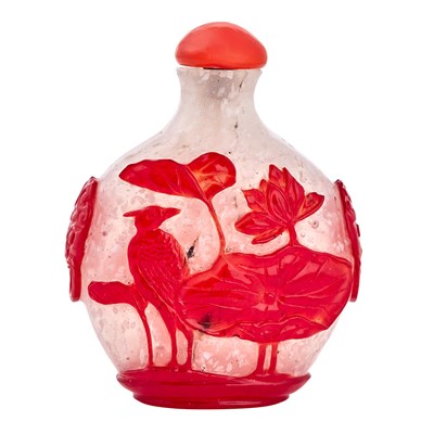Lot 171 - Chinese Red Overlay Clear Glass Snuff Bottle...