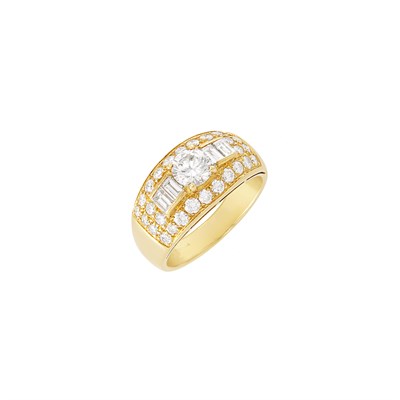 Lot 209 - Gold and Diamond Ring, Bulgari