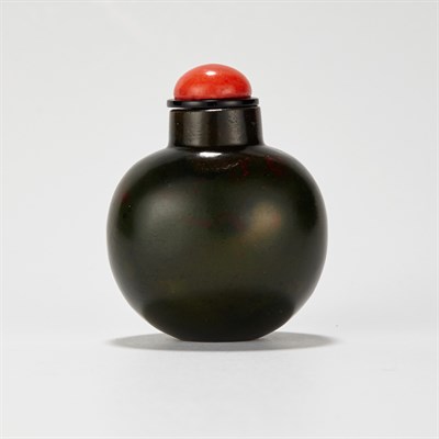 Lot 193 - Chinese Jasper Snuff Bottle 18th/19th Century...