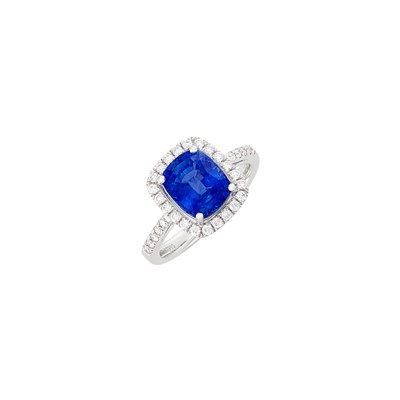 Lot 414 - Platinum, Sapphire and Diamond Ring