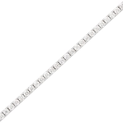 Lot 115 - White Gold and Diamond Straightline Bracelet