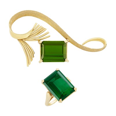 Lot 62 - Gold and Green Tourmaline Brooch and Ring