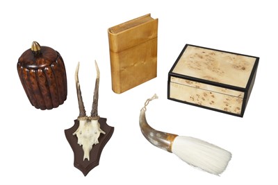 Lot 153 - Miscellaneous Group of Table Articles...