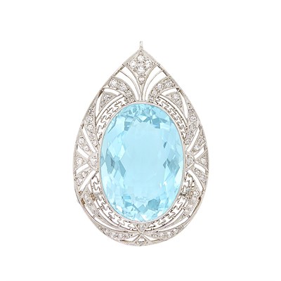 Lot 301 - Platinum, Aquamarine and Diamond Brooch