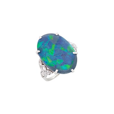 Lot 404 - Antique Platinum, Black Opal and Diamond Ring