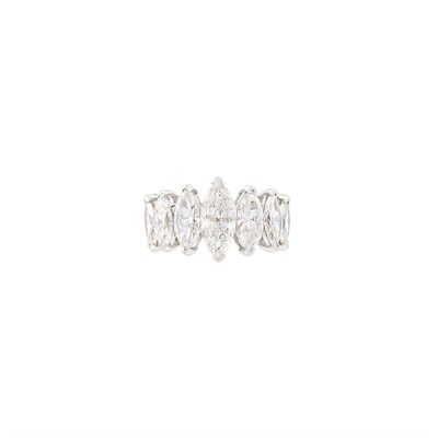 Lot 300 - Platinum and Diamond Band Ring