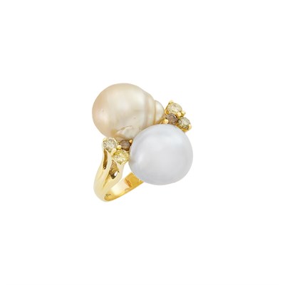 Lot 305 - Gold, South Sea Cultured Pearl and Colored Diamond Ring