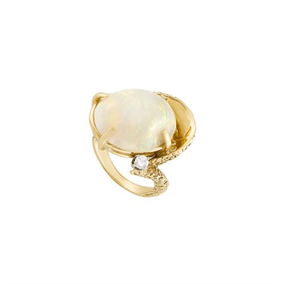 Lot 98 - Gold, Opal and Diamond Ring