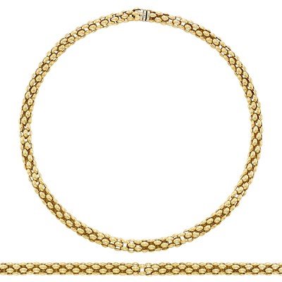 Lot 225 - Gold Necklace and Bracelet