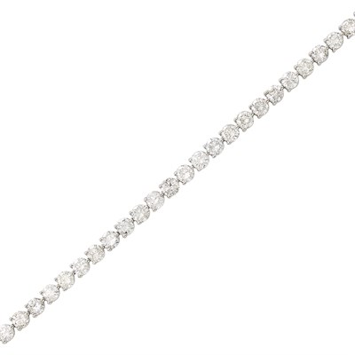 Lot 279 - White Gold and Diamond Straightline Bracelet