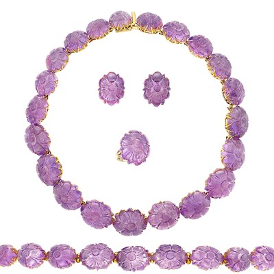 Lot 71 - Suite of Gold and Carved Amethyst Jewelry, Trio