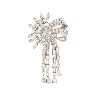 Lot 345 - Platinum and Diamond Brooch