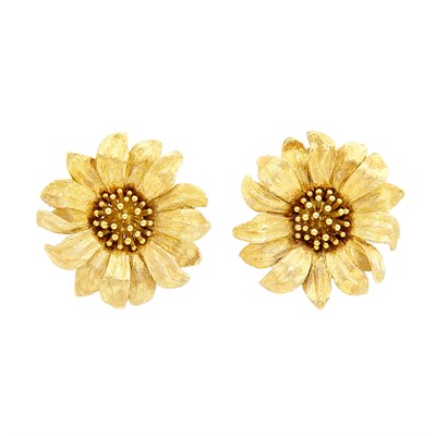 Lot 534 - Pair of Gold Flower Earclips, Robert Bruce Bielka