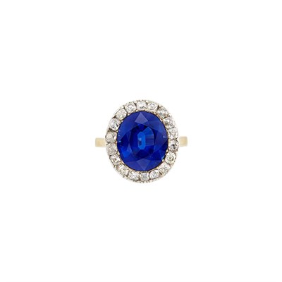 Lot 161 - Antique Low Karat Gold, Platinum, Sapphire and Diamond Ring
