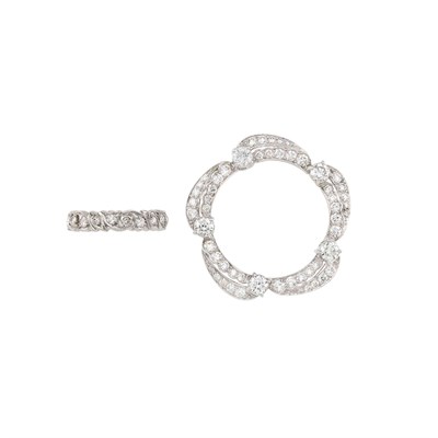 Lot 554 - Platinum and Diamond Circle Pin and Band Ring