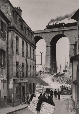 Lot 111 - KERTÉSZ, ANDRÉ (1894-1985) [Meudon], 1928....
