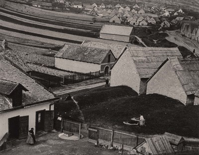 Lot 113 - KERTÉSZ, ANDRÉ (1894-1985) [Celliers, Budafok,...