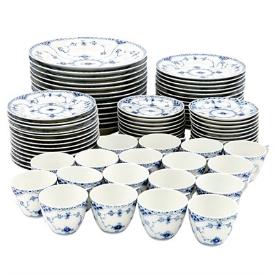Lot 558 - Royal Copenhagen 'Blue Fluted Half Lace'...