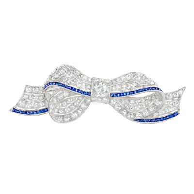 Lot 369 - Edwardian Platinum, Diamond and Sapphire Bow Brooch