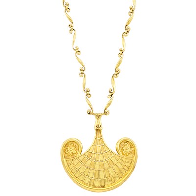 Lot 164 - Gold Pendant-Necklace