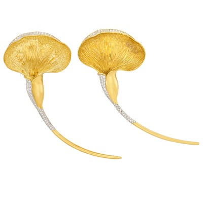 Lot 82 - Pair of Two-Color Gold and Diamond Ginko Leaf Clip-Brooches