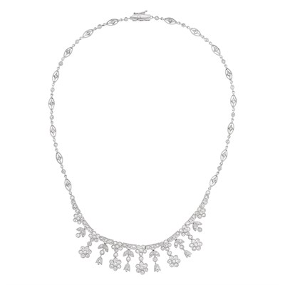 Lot 117 - White Gold and Diamond Necklace