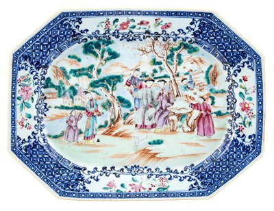 Lot 428 - Chinese Export Underglaze Blue and Famille...