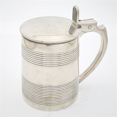 Lot 267 - George III Sterling Silver Covered Tankard...