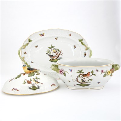 Lot 262 - Herend Porcelain Rothschild Bird Pattern...