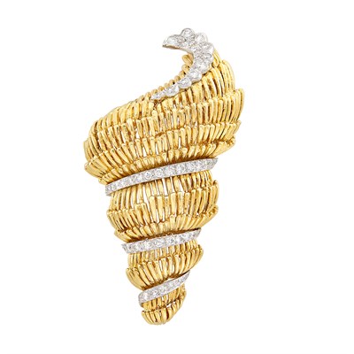 Lot 407 - Gold, Platinum and Diamond Shell Brooch