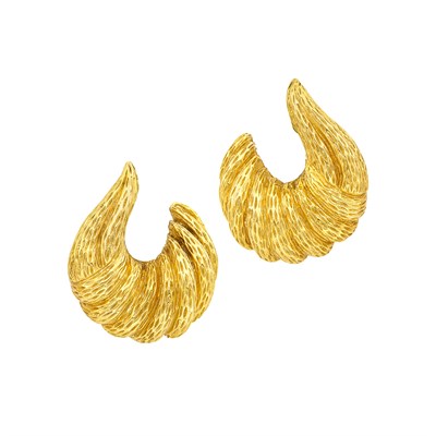 Lot 65 - Pair of Gold Earclips, Wander, France