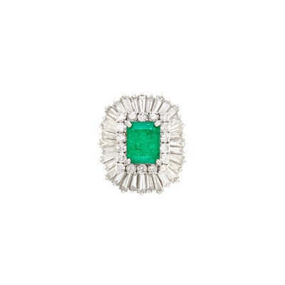 Lot 96 - Platinum, Emerald and Diamond Ring-Dant