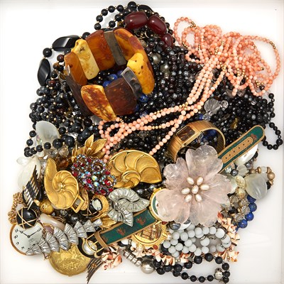 Lot 1822 - Group of Costume Jewelry