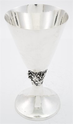 Lot 291 - George V Sterling Silver Goblet Charles Boyton,...