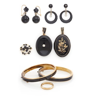 Lot 343 - Group of Antique 'Memento Mori' Silver, Low Karat Gold, Metal, Black Enamel and Black Onyx Mourning Jewelry