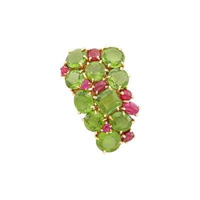 Lot 498 - Gold, Peridot and Cabochon Ruby Brooch