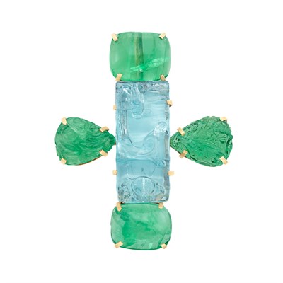 Lot 8 - Gold, Carved Aquamarine and Cabochon Emerald Pendant-Brooch