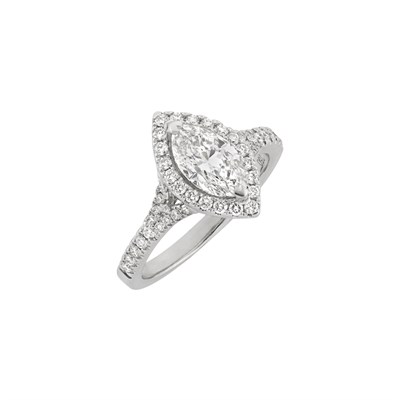 Lot 312 - White Gold and Diamond Ring