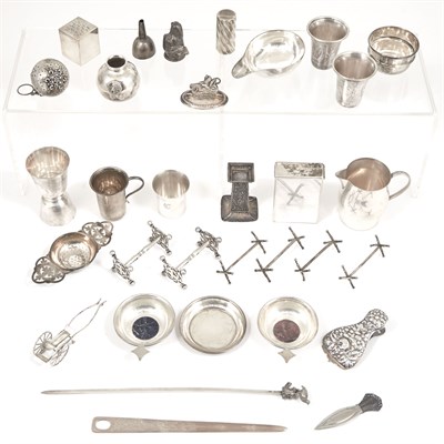 Lot 195 - Group of English Continental, American or...
