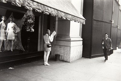 Lot 565 - WINOGRAND, GARRY (1928-1984) Untitled (from...