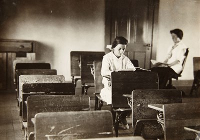 Lot 535 - HINE, LEWIS (1874-1940) [The teacher and the...