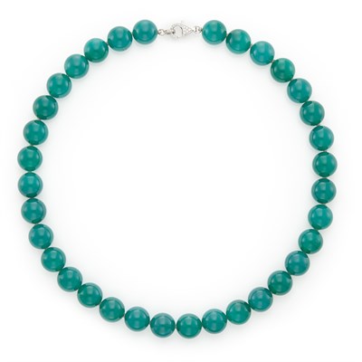 Lot 1546 - Green Agate Bead Necklace